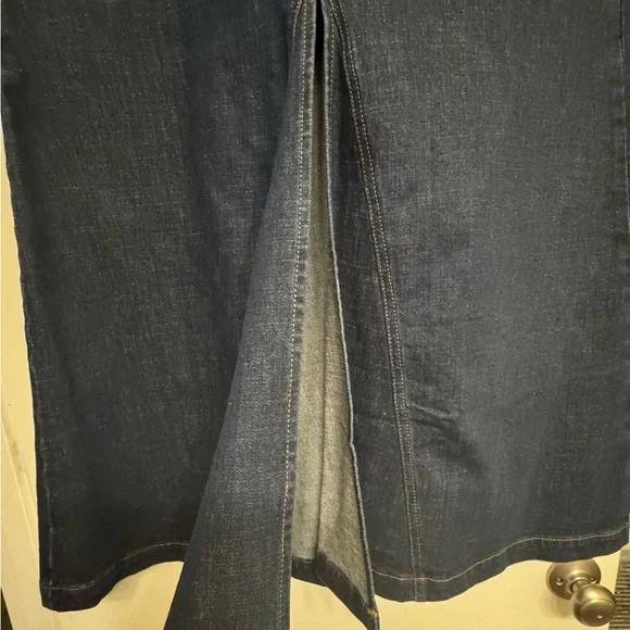 Banana Republic Dark Blue Women's Denim Skirt - Picture 5 of 12
